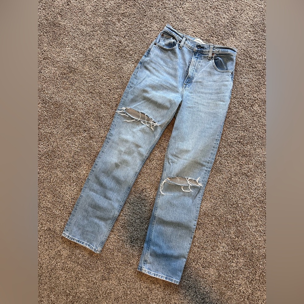 Abercrombie high waisted straight leg light wash jean
